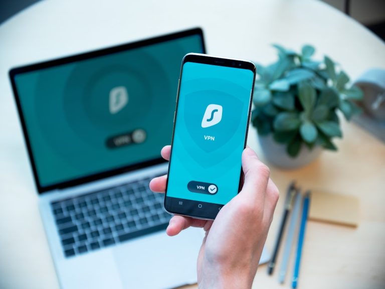 Продажа конопли и продуктов из нее в России и Украине