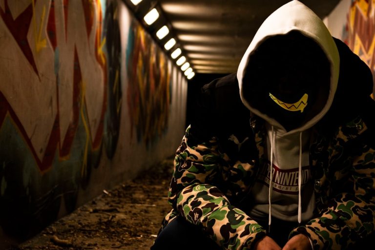 Спайсы и курительные смеси: описание и риски употребления