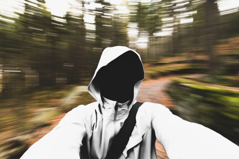 Преимущества конопляной одежды как части эко моды