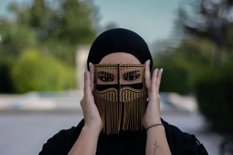 Благовония и ароматические палочки для расслабления и умиротворения